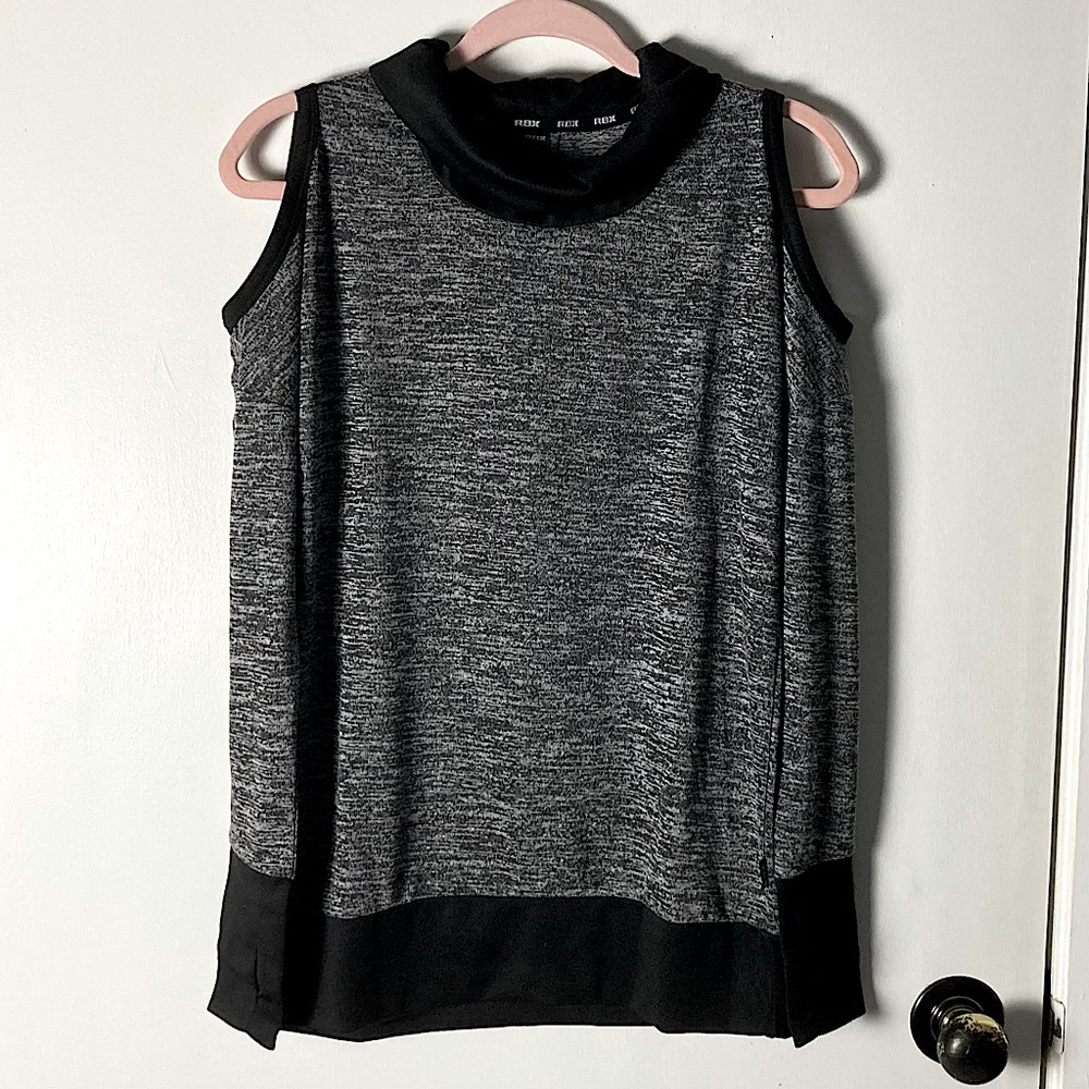 💫 RBX Cold Shoulder Long Sleeve Turtleneck Sweatshirt Size SP